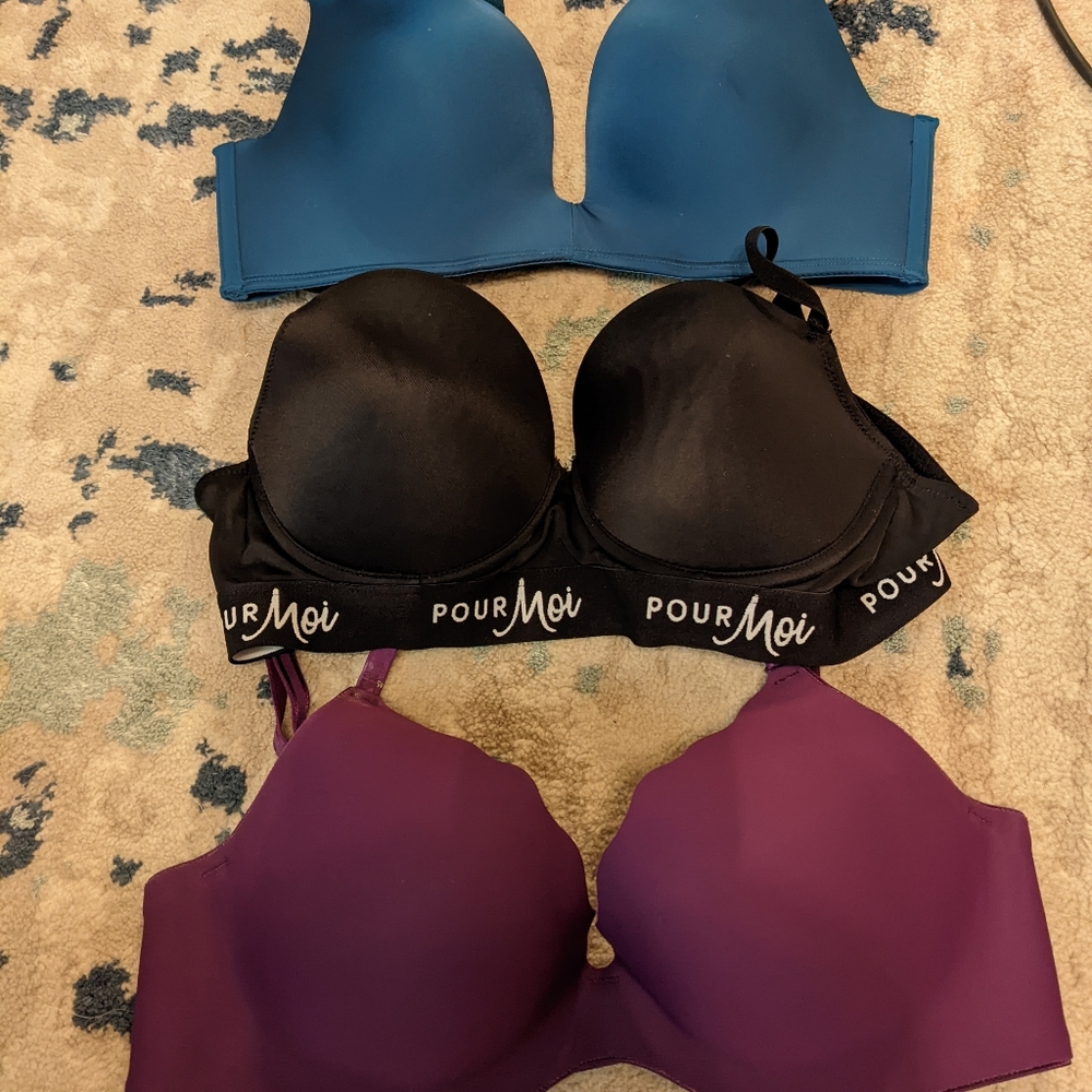 Bare Necessities Bras 32C/D